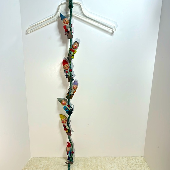 Rare - Vintage "Disney" 7 Dwarves Garland - Picture 4 of 14